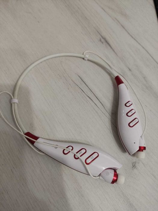 Беспроводные наушники