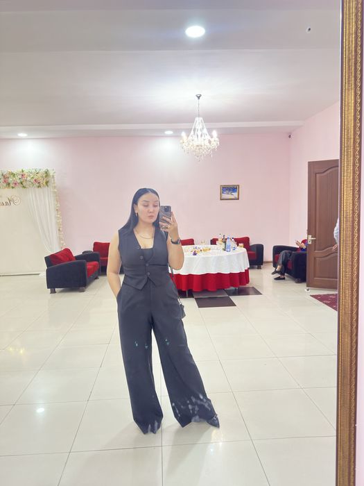 Комбез черный красивый