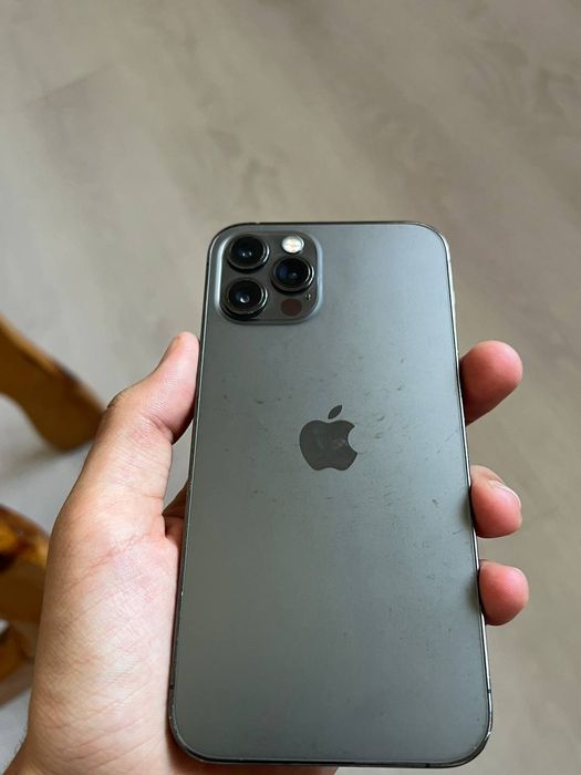 iPhone 12 Pro B/A 128 gb