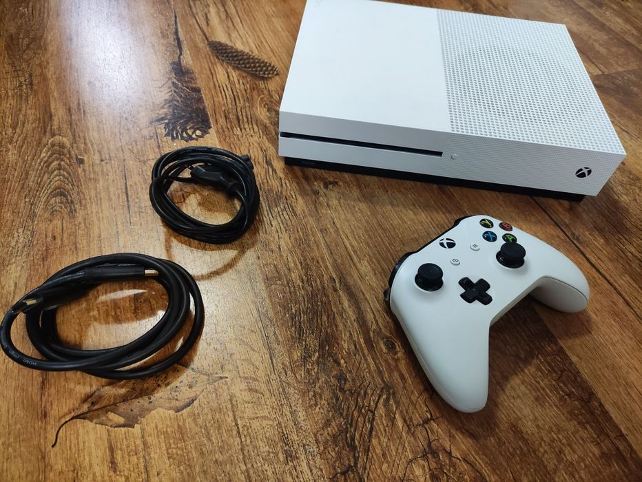 Xbox One S – Impecabil, Curățat de Praf, Pastă Premium • Controller In