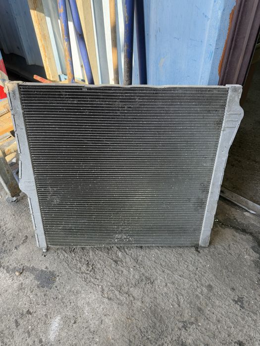 Radiator apa bmw m550d e70 e71 f15 f16