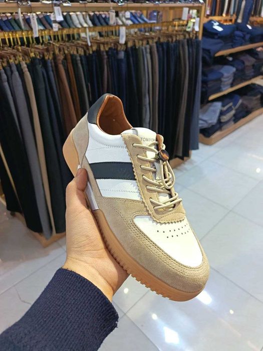 Турецкие кроссовки высочайшего качества.