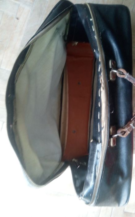 Куфар - пътна чанта кожена