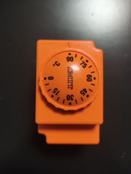 Termostat de contact cu lichid