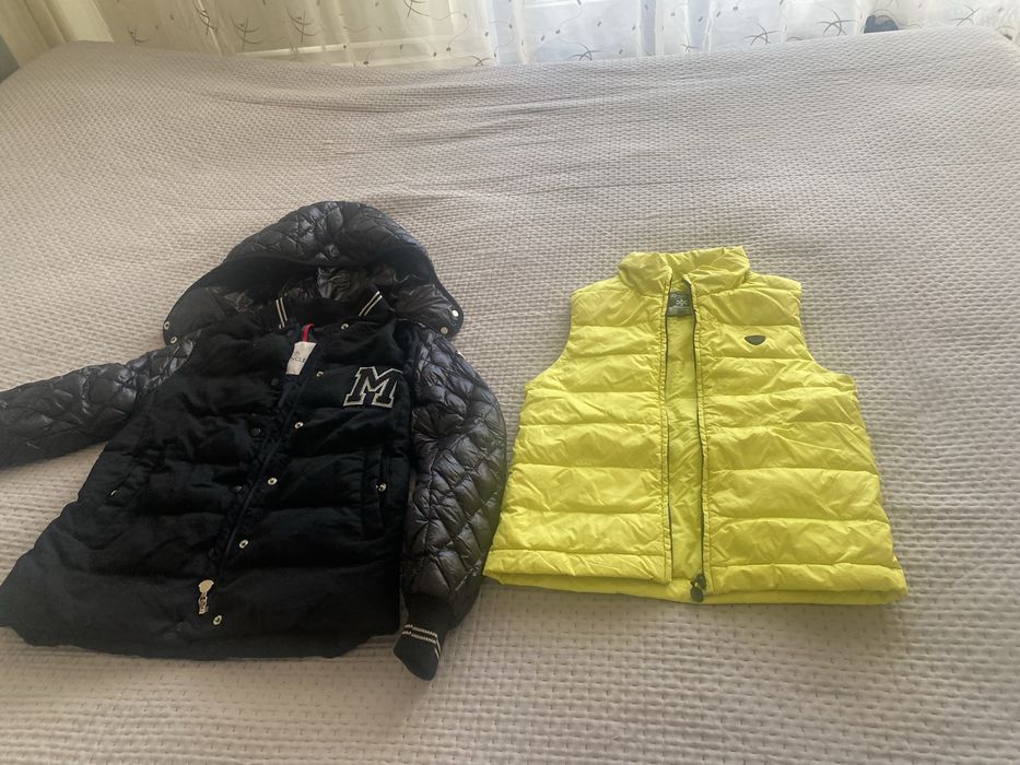 Яке Moncler детко 134 см