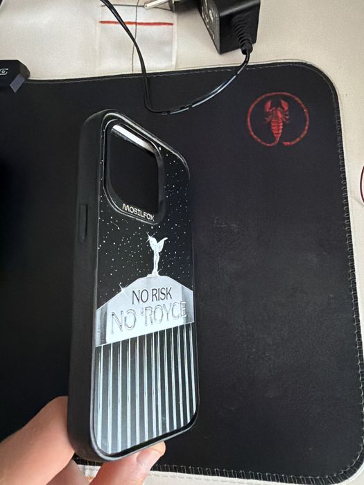 Vand husa mobilfox iphone 15 pro