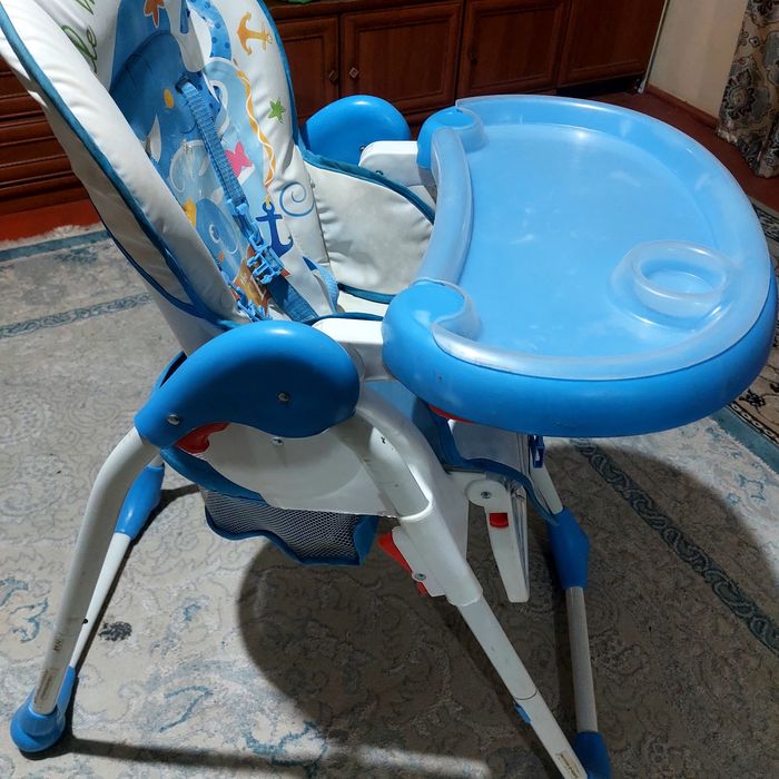 Стол для кормления