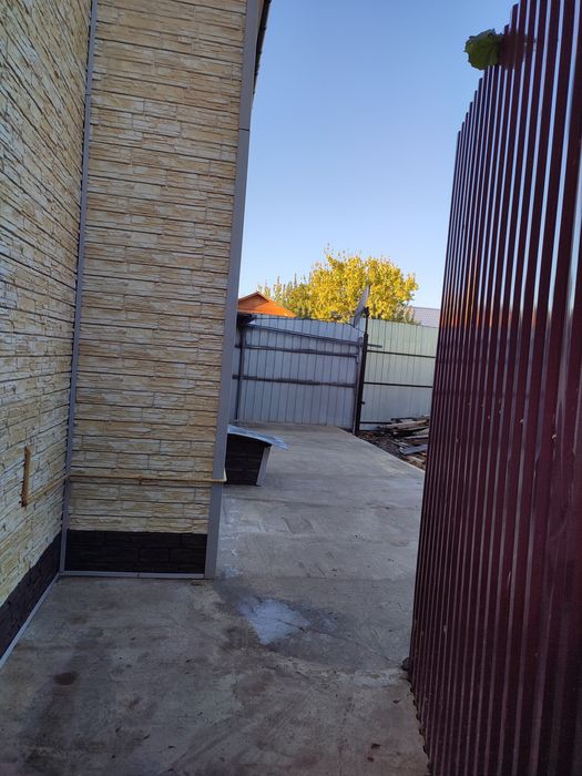 Продам дом отдельно стоящий срочно