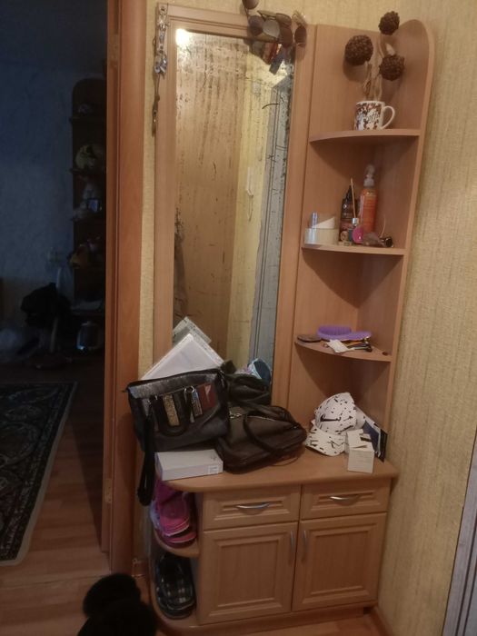 Шкаф в прихожую.