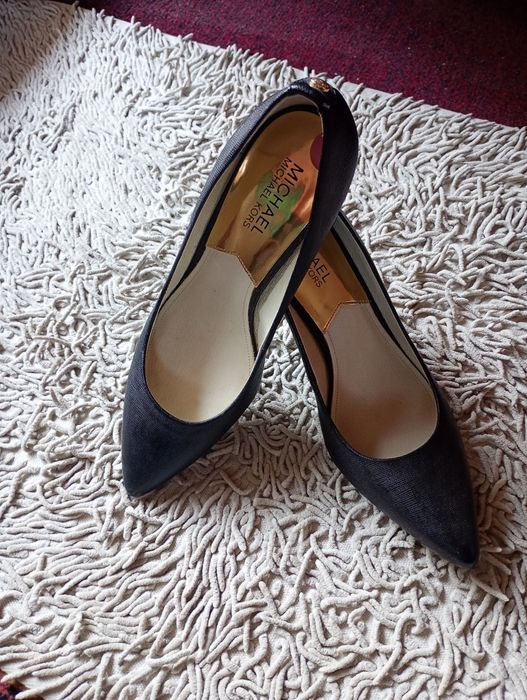 Pantofi dama noi