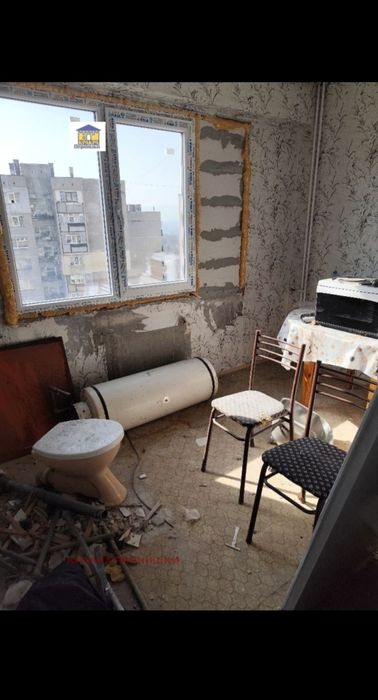 Продава се Тристаен апартамент в Радомир - 67 кв.м за 3578 €/кв.м - Снимка #3