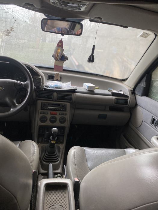 Dezmebrez Land Rover