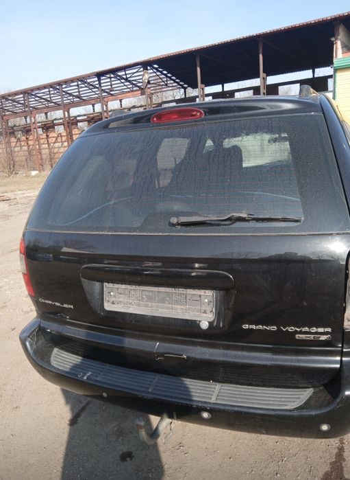 Продавам Chrysler 
Grand 
Voyager 2.8 D, 2004г., автоматик