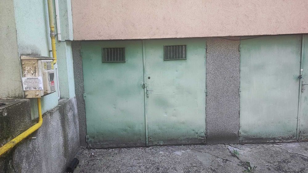 Inchiriez garaj zona Piata Traian