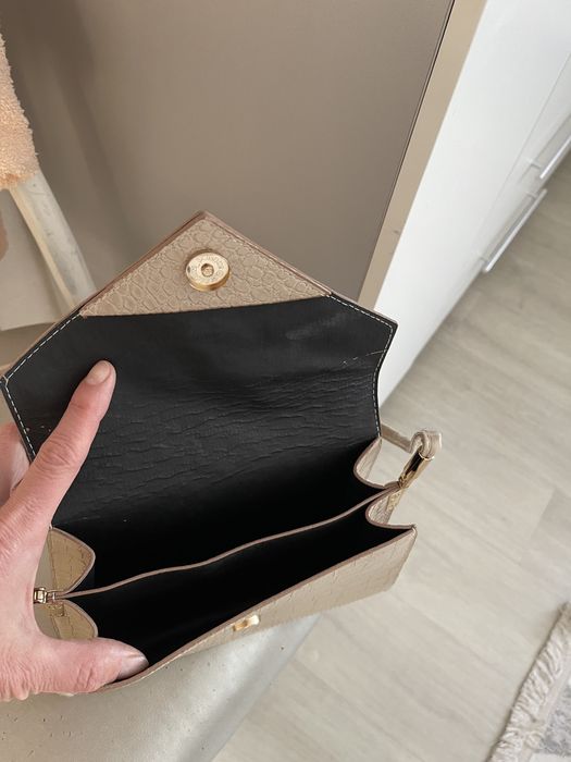 Продам сумки и рюкзак женские