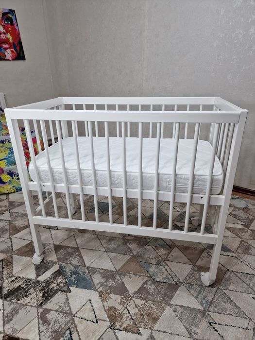 Кровать для новорожденных TOMIX capri