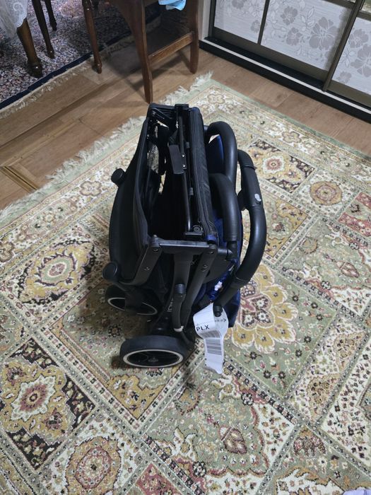 Коляска прогулочная