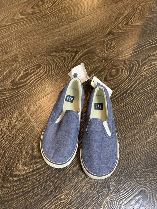 Слипоны детские GAP