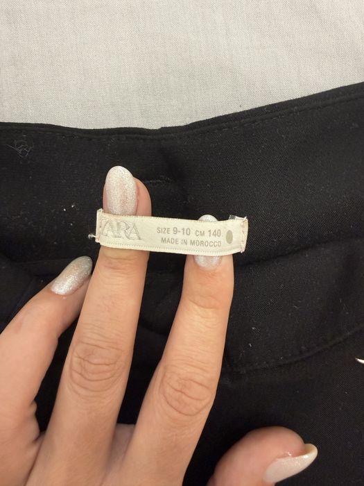 Черни къспи пола- панталони за момиче на Zara