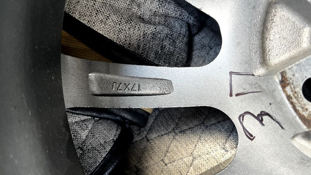 Диски на Мерседес r17