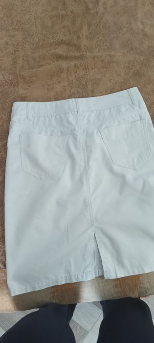 Продам джинсовую юбку 42 размера