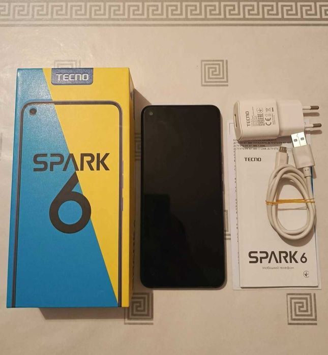Смартфон Tecno Spark 6