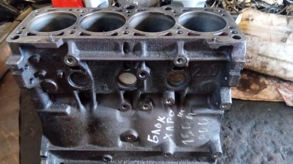 Продам блок Ауди 2 куба