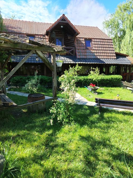 Vand balta de pescuit – Proprietate completă, 8,1 ha | De vânzare