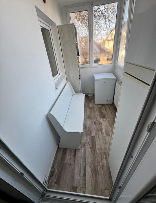 Vand apartament 2 camere decomandat,ultracentral
