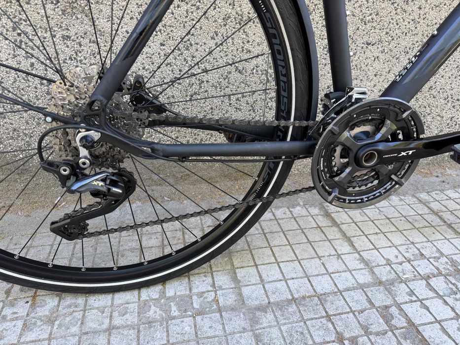 Serious Athabasca Hybrid Street 28''/Shimano XT/Led светлини/динамо главина