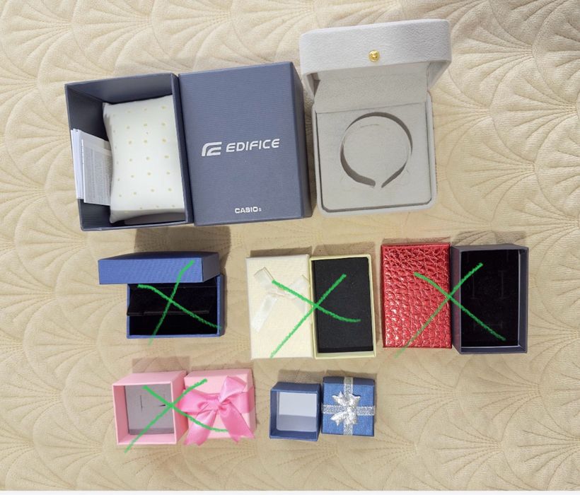 коробочки / футляры