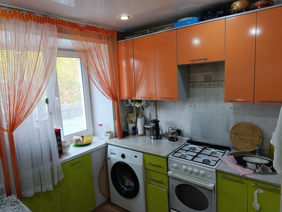 Продам 2-ком квартиру ЦОТ