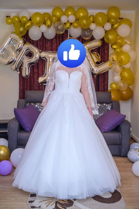 Vand rochie de mireasă