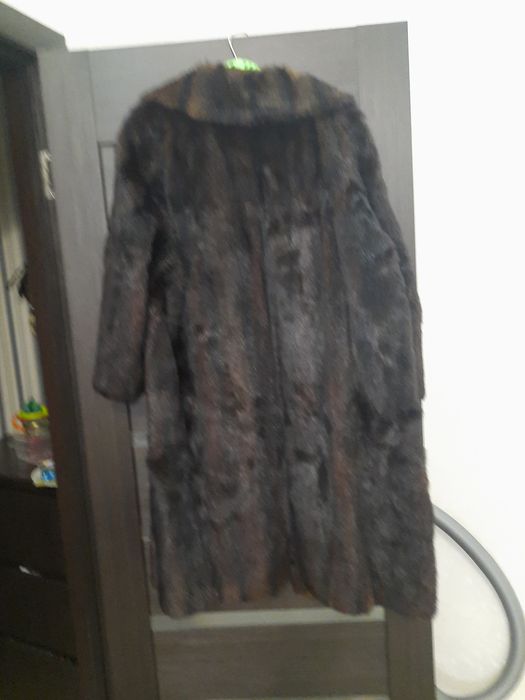 Продам шубу  б/у