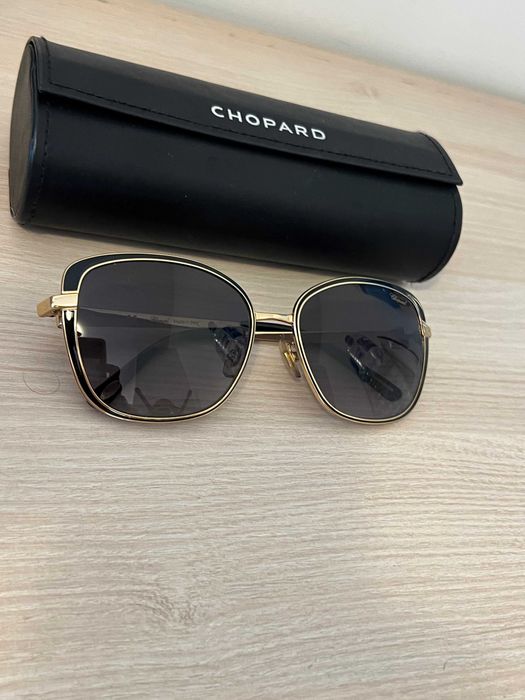 Слънчеви Очила CHOPARD, модел SCHB69S, 301F, перфектно състояние