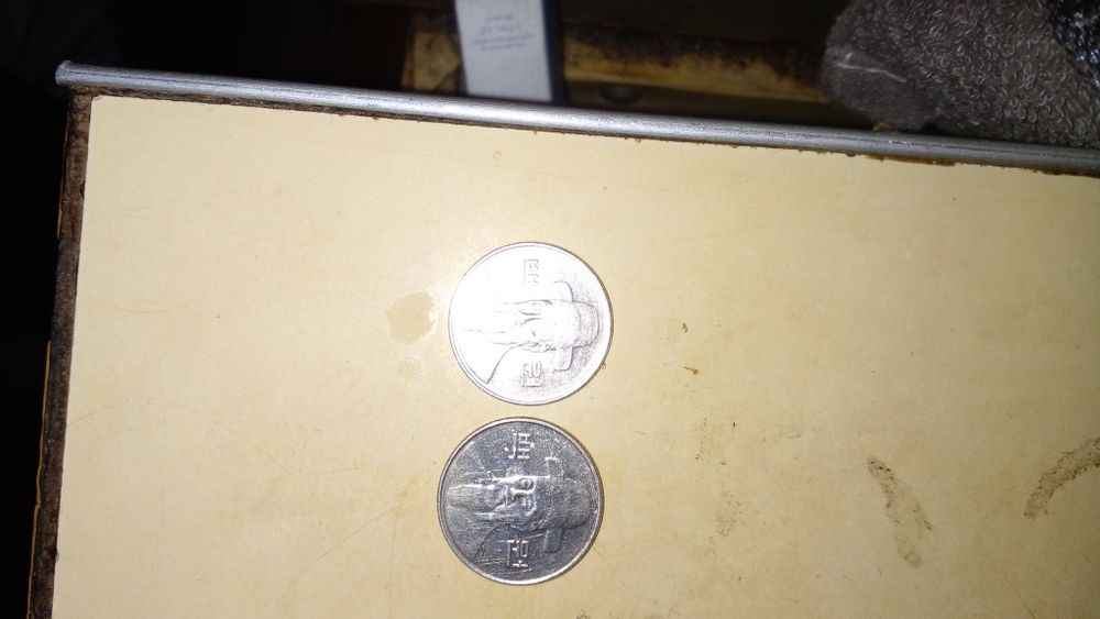 Продам Монеты коллекционные