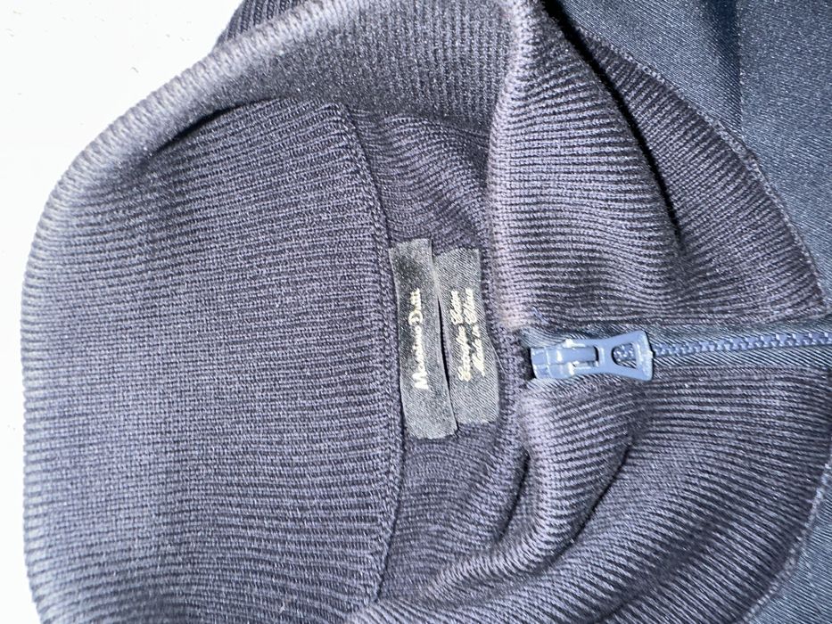 Оригинальная ветровка от Massimo Dutti