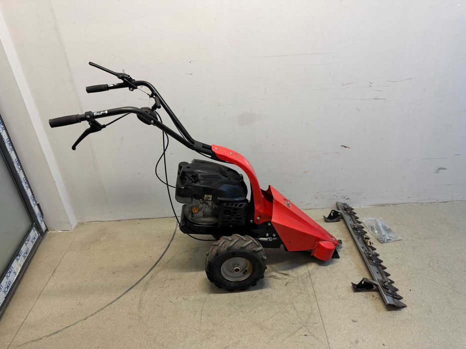 Косачка бенз. палцова за висока трева 174cc 3kW (4hp) 1070mm 3000m2