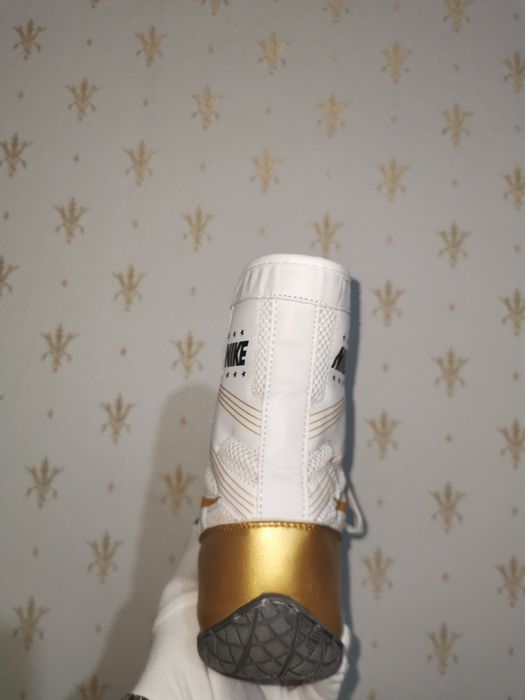 Ghete Box Nike HyperKo 1
