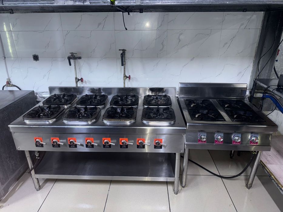 Диваны , вок , пицца печка