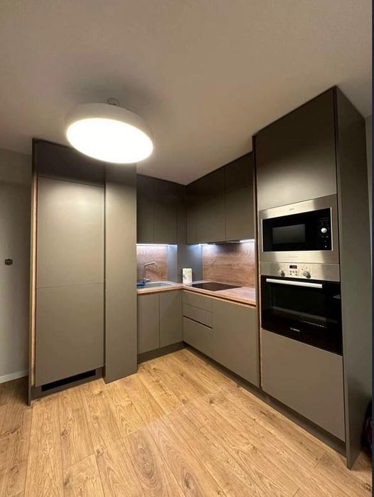 Дава се под наем Двустаен апартамент в София, Център - 71 кв.м за 749 € - Снимка #4