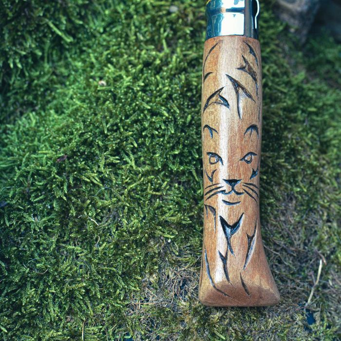 персонализирани ножове на Opinel No.8 и No*9  Carbone опинел Mod орех