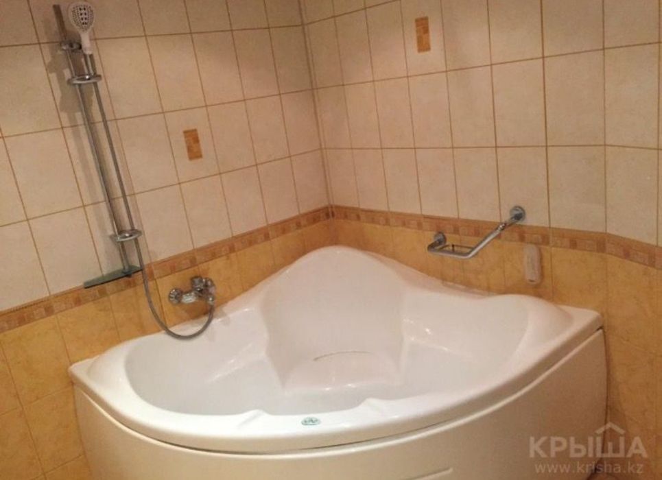 Сдам 3х к.кв Сазда БЦ Мир