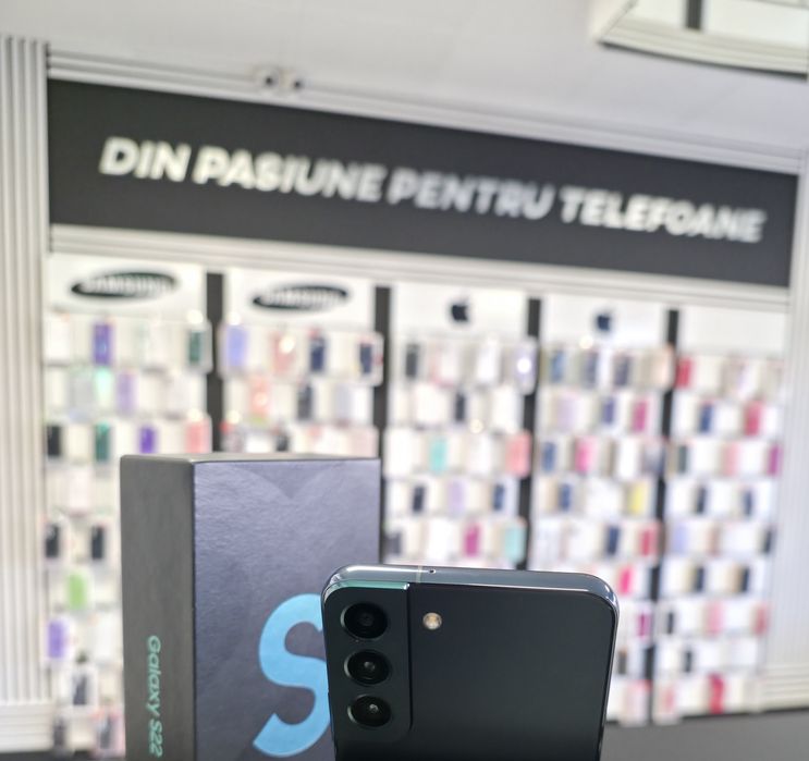 Samsung S22 / Green / DeluxGSM