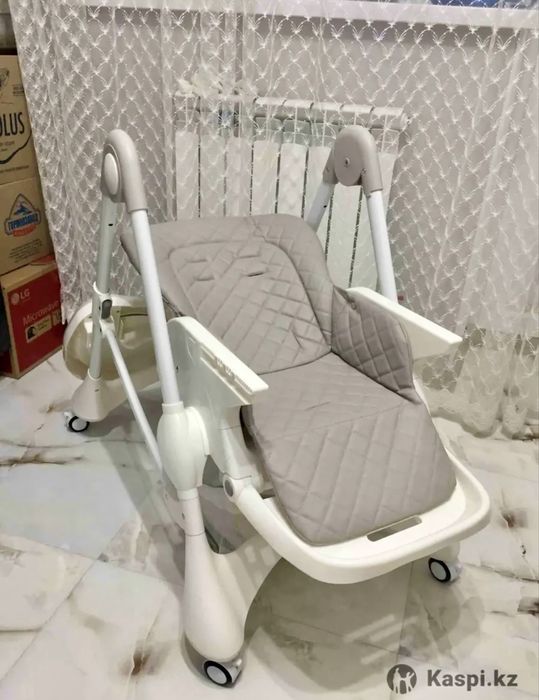 Детский стол для кормления. Skillmax YQ-398 серый.