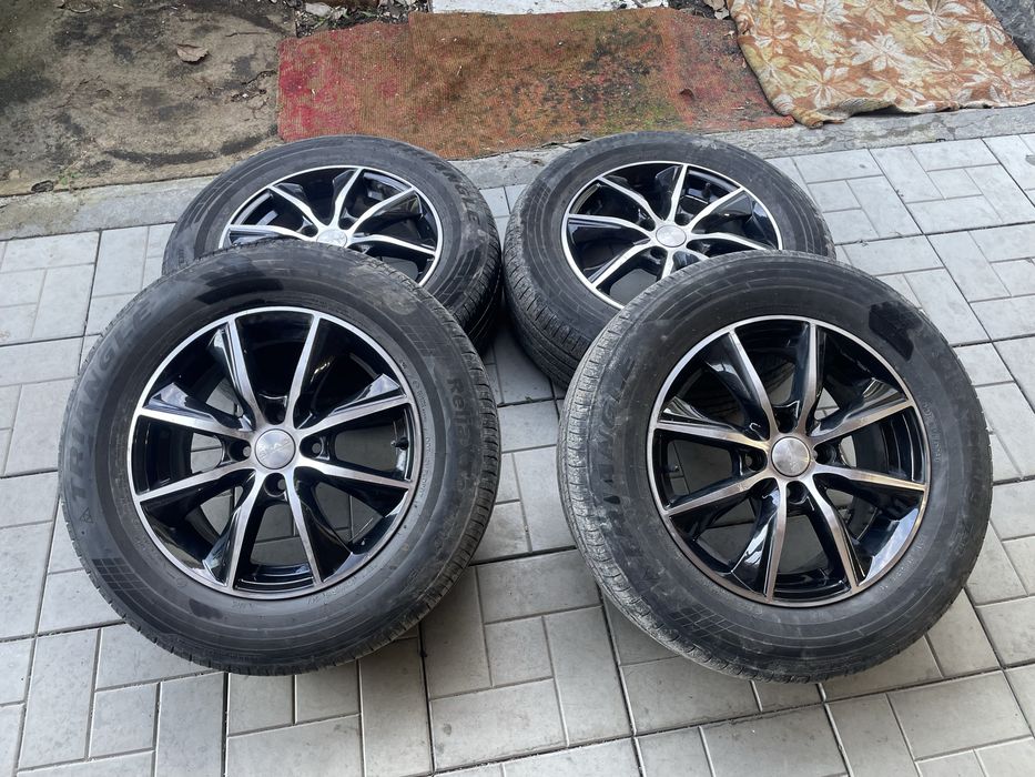 Продам диски с резиной R15