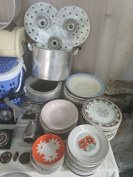 Тарелки Хлебница Корзины Посуда