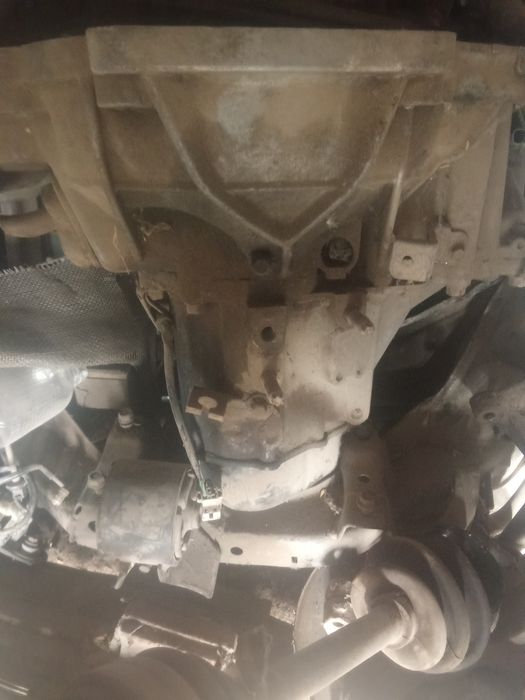 Двигатель.коробка навесное!