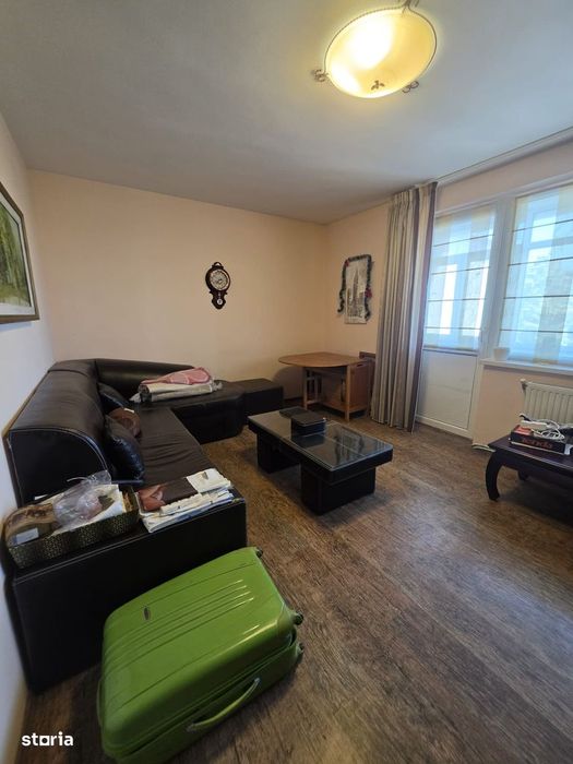 Apartament 3 camere Cornisa etaj II