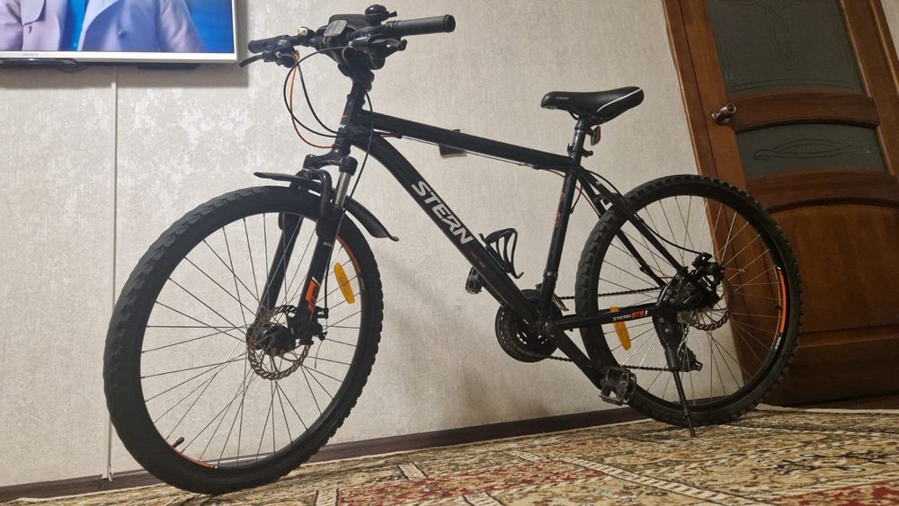 Велосипед  в отличном состоянии ,полная комплектация,